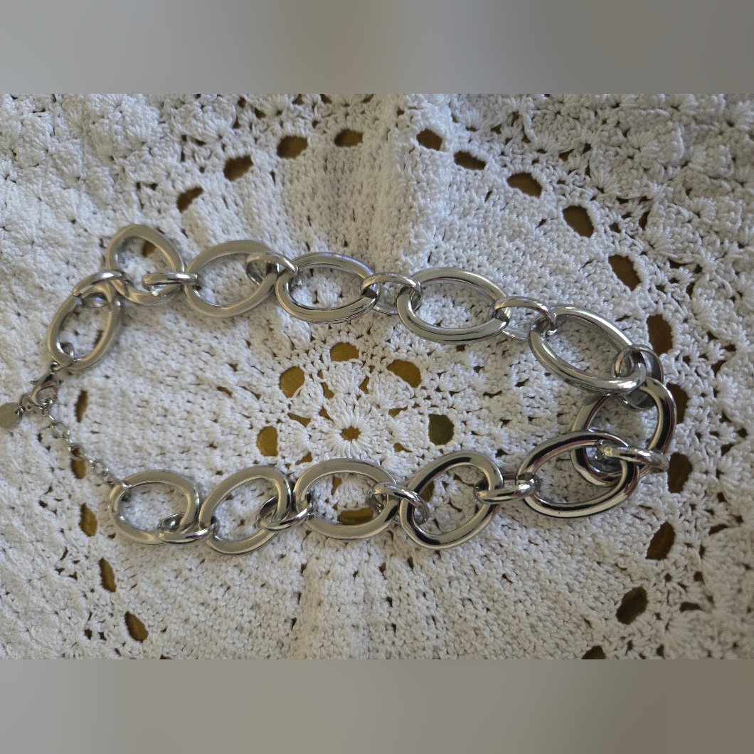 Talbots Silver Tone Link Chain Necklace 20$